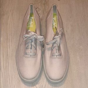 NW Keds triple Decker light Gray women’s size 9